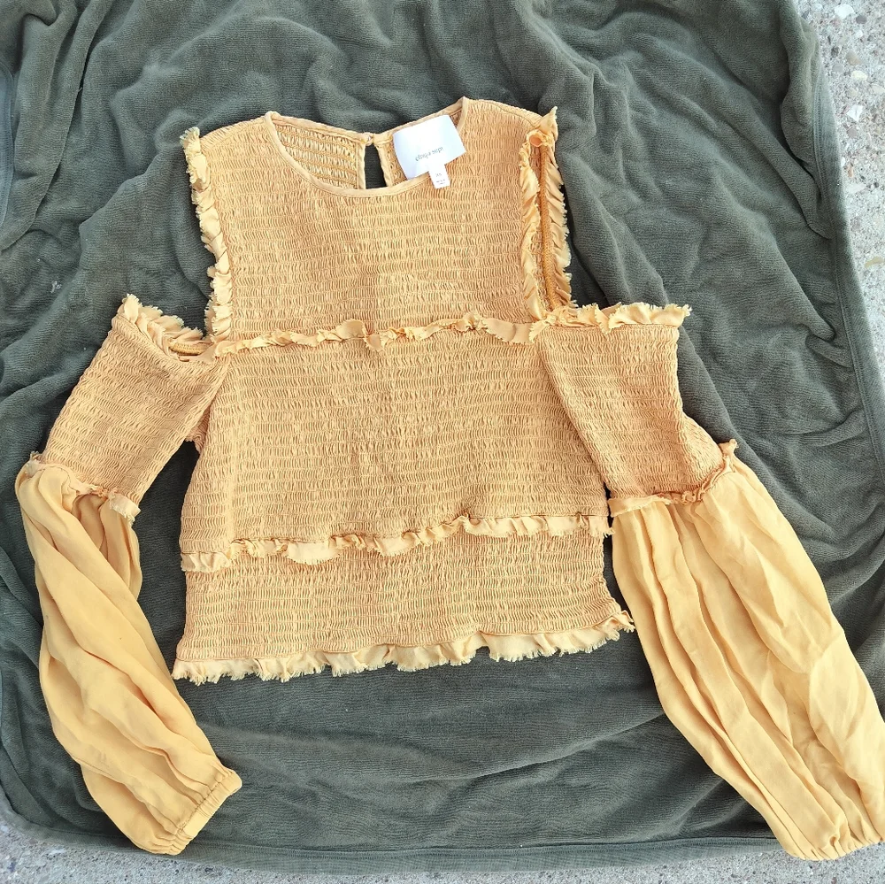 Cinq A Sept Pascal Golden Yellow Cold Shoulder Crop Blouse XS 100% Silk - Picture 4 of 8